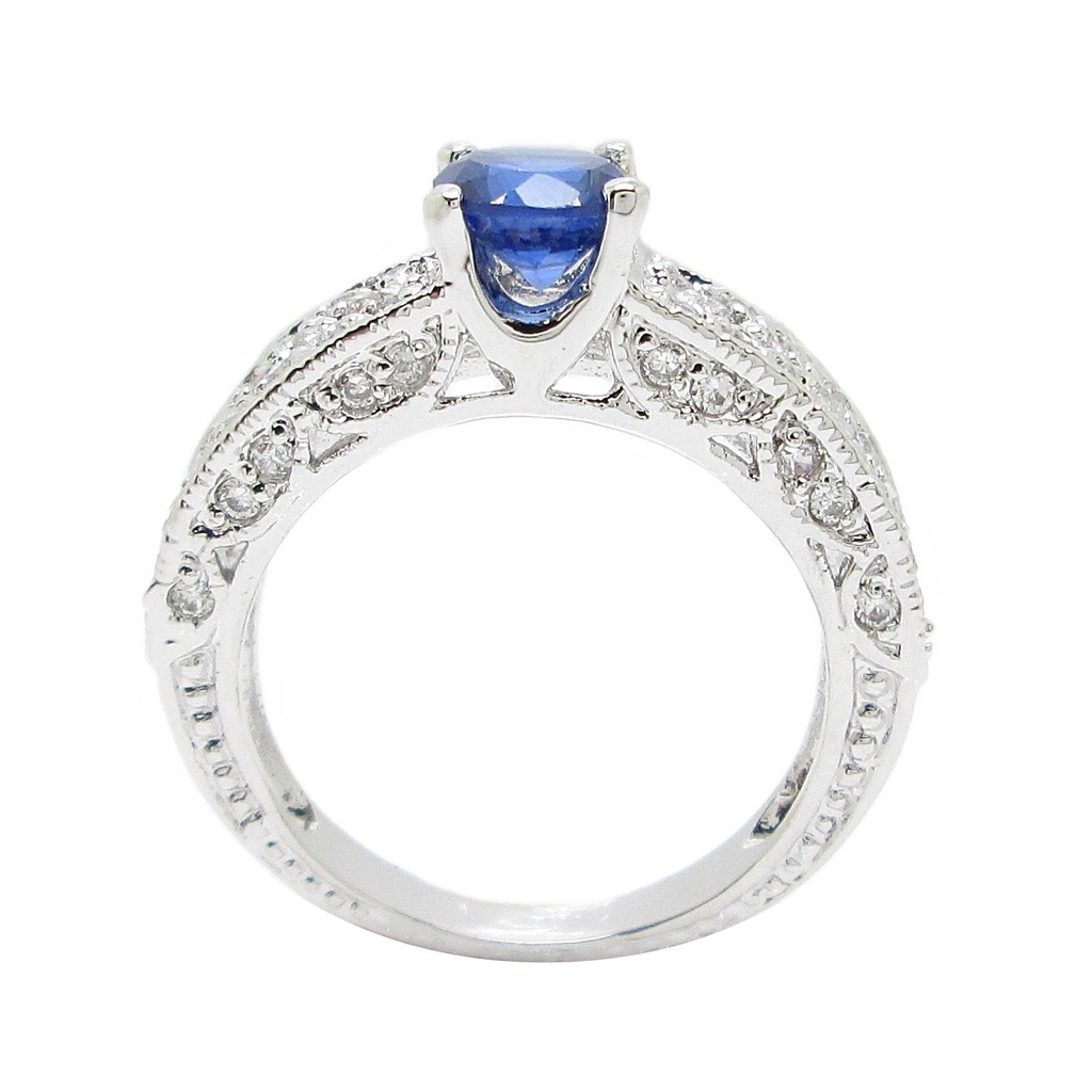 แหวนผู้หญิงมินิมอล แหวนพลอยไพลิน พลอยสีน้ำเงิน ประดับเพชร ชุบทองคำขาว