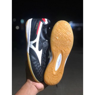 100ปุ่ม ร้อยปุ่ม รองเท้าฟุตซอล รองเท้าฟุตบอลมิซู่โน่ Mizuno พร้อมส่ง