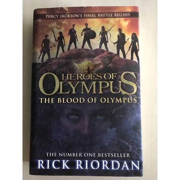 Preloved ปกแข็ง Percy Jacksons Final Battle Begins Heroes of Olympus Th Blood of Olympus โดย Rick Ri