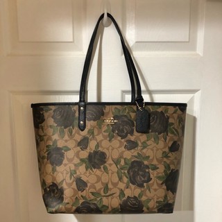 Coach Reversible City tote with Camo Rose