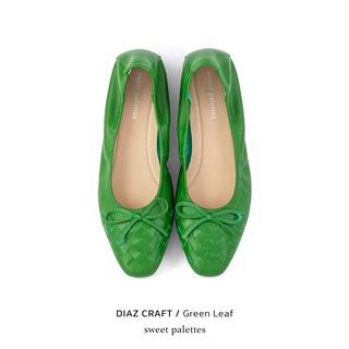 Sweet Palettes รองเท้าหนังแกะ Diaz Craft Green Leaf