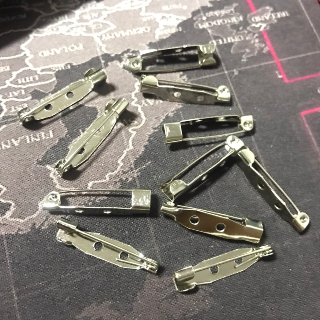 โครงเข็มกลัดมีรู ขนาด 2.0,2.5 cm 10 ชิ้น ใช้สำหรับงาน DIY