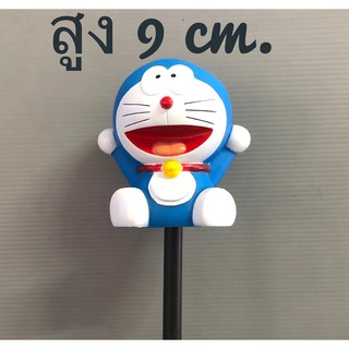 (1 ชิ้น)ตุ๊กตาเสียบเสาอากาศรถยนต์ #ลายโดเรม่อนจัมโบ้ สูง 9CM.