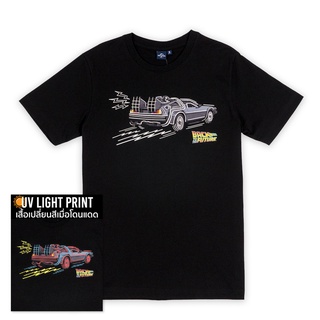 Universal Studios Men Back To The Future UV Sensitive T-Shirt - เสื้อยืดผู้ชายเทคนิคสียูวีเปลี่ยนสีเมื่อโดนแดด  สินค้าลิ