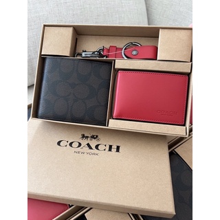 NEW Coach WALLET กระเป๋าตังแบบ Set  มีพวงกุญแจ