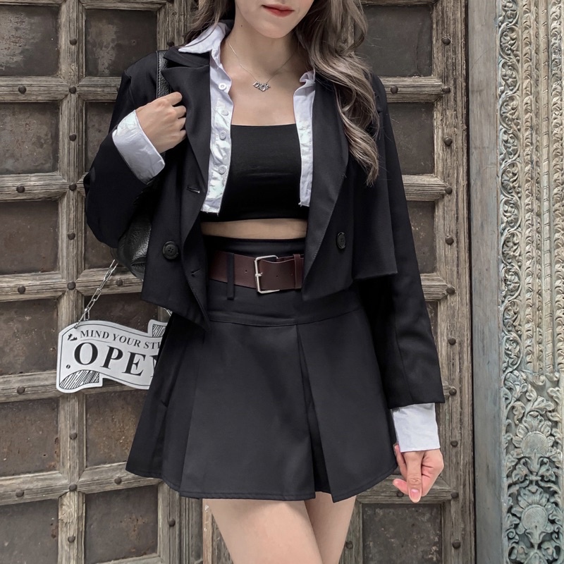 KINDARARE Miami mini skirt with belt (มีซับใน) “BLACK”
