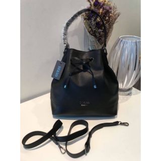 GUESS DRAWSTRING BUCKET BAG WITH STRAP