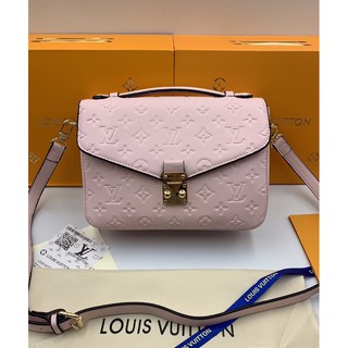 louis vuitton ราคา2000.-