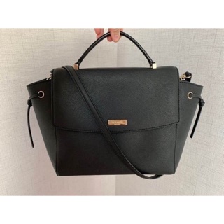 Kate Spade  Laurel Way Lilah saffiano สีดำ 🚨 Size :10”(ปาก14”)x8 in (H) x 5 in (W)