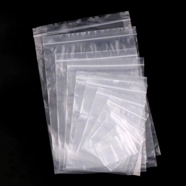 ถุงซิปล็อคเเพ็คละ15บาท มีหลายขนาด