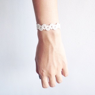 Lace bracelet สร้อยข้อมือ ลายลูกไม้ติดข้อมือ โชคเกอร์ลูกไม้ กำไลสีขาว