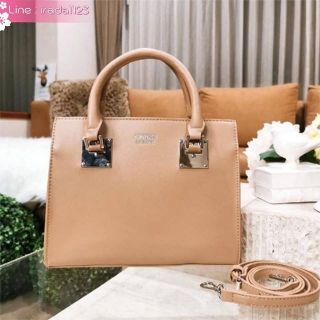 GUESS WOMAN CROSS BODY BAG ของแท้ ราคาถูก