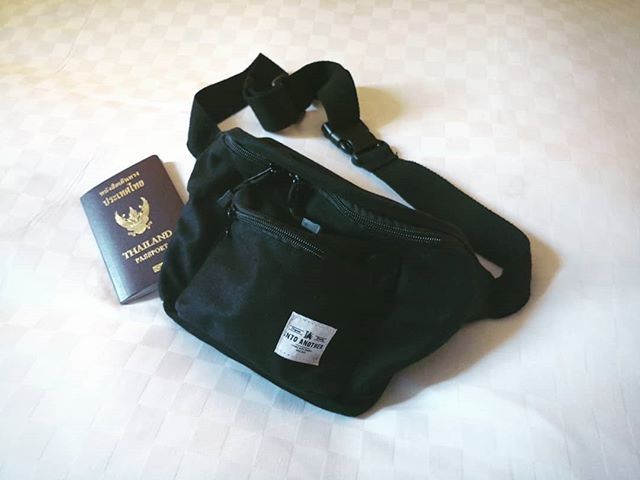 กระเป๋าคาดเอว / คาดอก IA Canvas Waist Bag