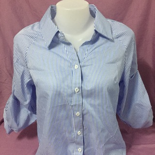 เสื้อเชิ้ตผู้หญิง แขนจีบ ลายทาง 200฿