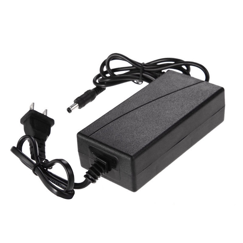 คุณภาพสูง Power Converter Adapter (อะแดปเตอร์) 12V 5A Transformer สำหรับกล้องวงจรปิดหรืออุปกรณ์อิเล็กทรอนิกส์,สายยาว 90