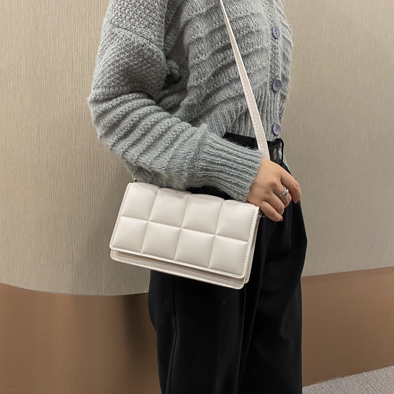 CK WOMENS BAGS / IMPORTED BAGS - FASHION BAGS - SLING BAGS - BAGS