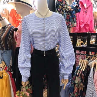 เสื้อแขนพอง มือสอง พร้อมส่ง