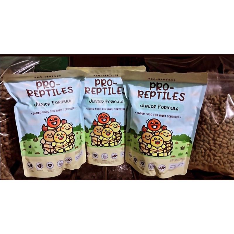 Pro-reptiles Junior ขนาด 400 g อาหารเต่าบก สูตรเต่าเด็ก