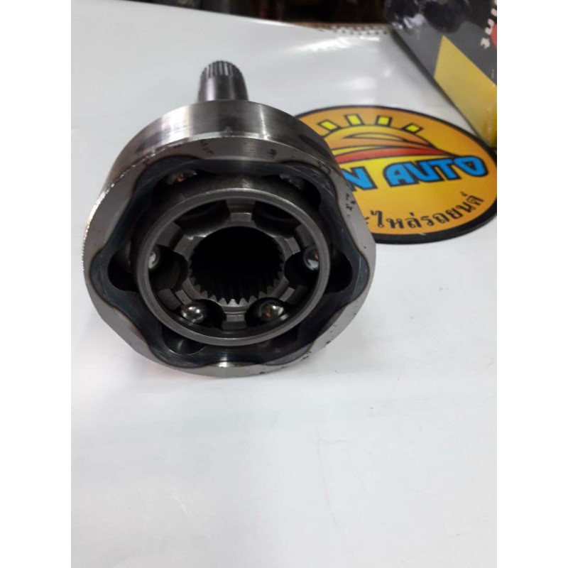 หัวเพลาขับ Toyota LN106 A 30 F27 O 33. ราคา 980 บาท ร้าน Seauto