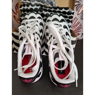 แท้adidas ORIGINALS Marimekko Stan Smith Shoes ผู้หญิง สีดำ Sneaker   size 37 / 4.5 uk