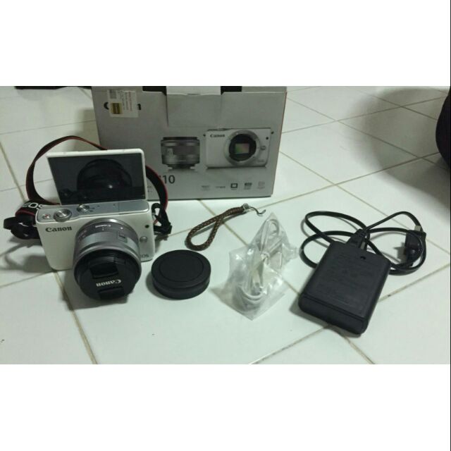 Canon m10