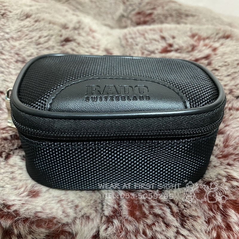 กระเป๋า RADO 💯% Box RADO ขนาดเล็ก Zippy พร้อมผ้าเช็ดนาฬิกา ราโด้ - สีดำ