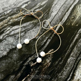 Ribbon Pearl Earrings : ต่างหู ตุ้มหู โบว์ มุก น่ารัก