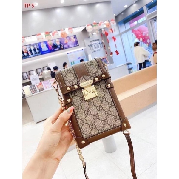 Gucci outlet กระเป๋าแบรนด์เนมหนังแท้ Gucci Outlet