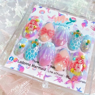 พร้อมส่ง &gt;&gt; เล็บปลอมพร้อมใช้งานคละลายนางเงือกสุดสวย