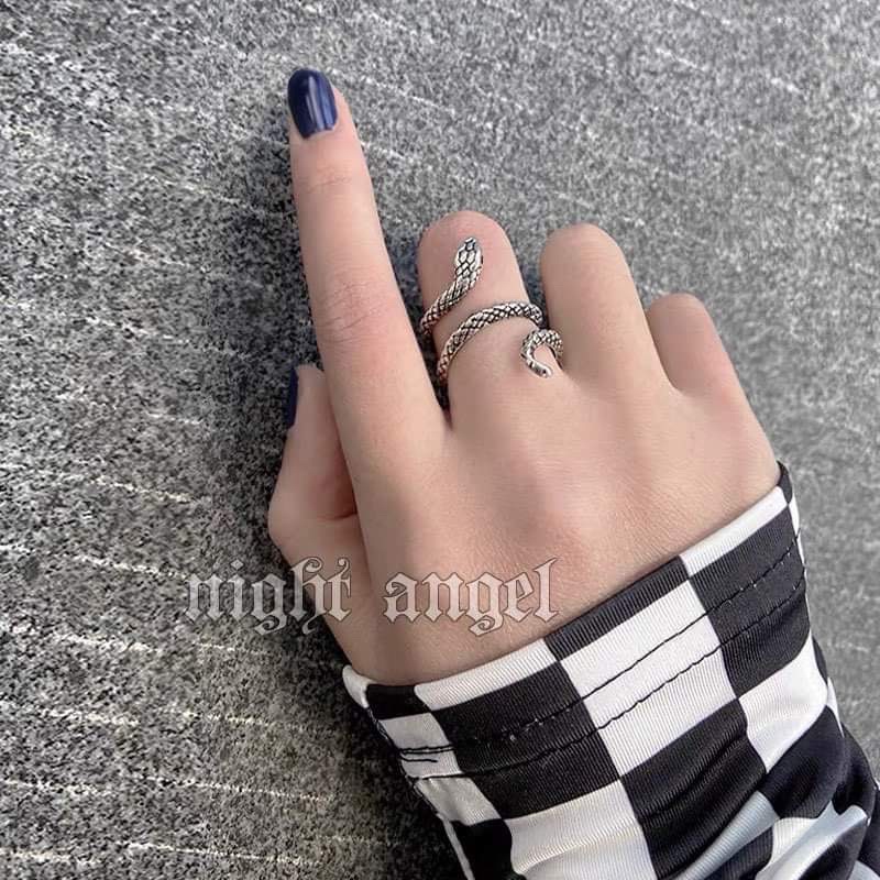 พร้อมส่งจากไทย ❣️ (W12) แหวนงูแฟชั่น ปรับขนาดได้ แหวนแฟชั่นรูปงู