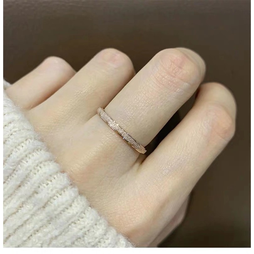 แหวนไทเทเนียม ชุบทอง 18K สีโรสโกลด์ เข้ากับทุกการแต่งกาย สไตล์เกาหลี เรียบง่าย ของขวัญวันวาเลนไทน์