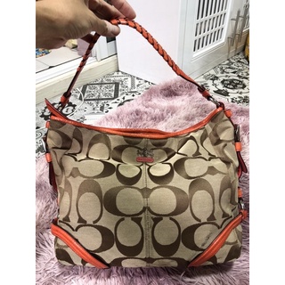 พร้อมส่ง**กระเป๋าถือคล้องไหล่COACHแท้มือสอง