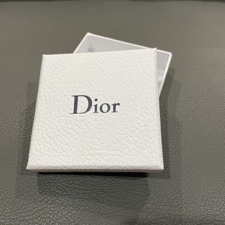 Christian Dior กล่องใส่เครื่องประดับ ถุง กระดาษ