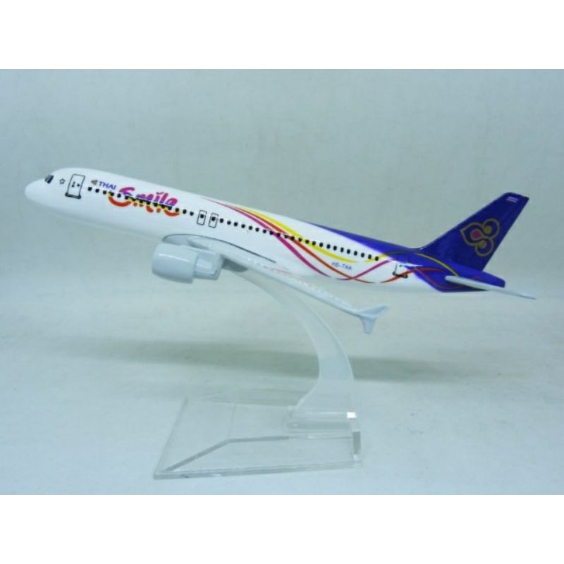 เครื่องบินโมเดลเหล็ก Airbus A320 - Thai Smile ยาวประมาณ 16cm