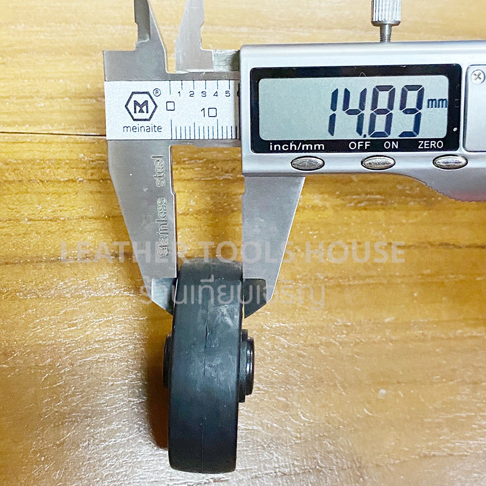 (ได้4ล้อ)ล้อกระเป๋า 2 นิ้ว แบบบาง พร้อมแกนน็อตแบบหมุน1.5นิ้ว 1 ชุด (4 ล้อ) ปลีกส่ง