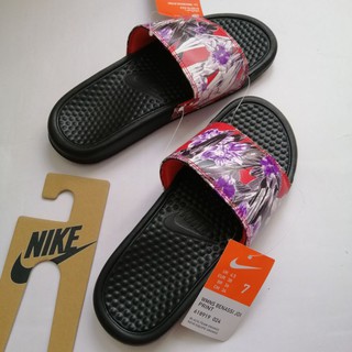 รองเท้าแตะผู้หญิงแบบสวม Nike Benassi JDI Printed รุ่น​ 618919 0264