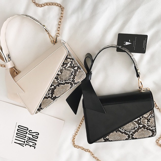 Senior sense bag female 2019 new fashion snake pattern shoulder bag รหัสสินค้า B1104 สีดำพร้อมส่ง💋