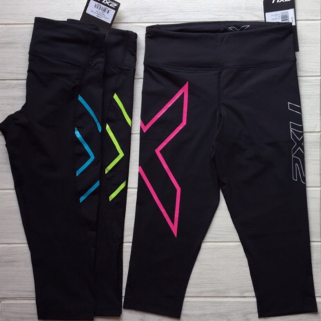 (ของแท้) กางเกงรัดกล้ามเนื้อ 2XU women's mid-rise compression 3/4 tights