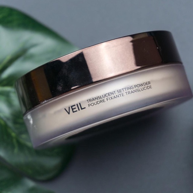 Hourglass Veil™ Translucent Setting Powder