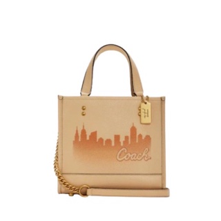 พร้อมส่ง Coach  X JENNIFER LOPEZ DEMPSEY TOTE 22 WITH NYC SKYLINE