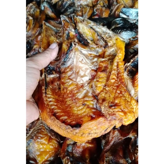 dried fish ปลาย่างหอม ใหม่จากเตาทุกวัน 280฿ for 4 big fish