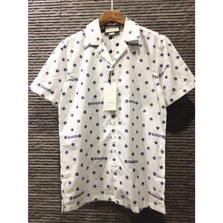 เสื้อเชิ้ตแขนสั้น กุชชี่ STAR PRINT SHIRT Size M อก 40 / L อก 42 / XL อก 44 ถ่ายสดจากสินค้าจริง100%