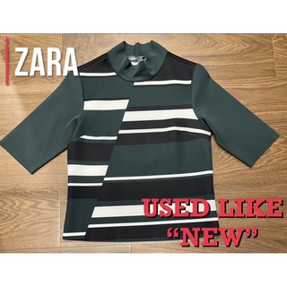 แท้ 💯% Used Zara size S (อก 32”) เสื้อสีเขียวตัดดำ ลายเท่ห์มาก แบบสวย ผ้าดี