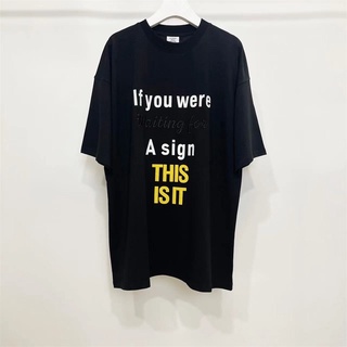 Vetements เสื้อยืดแขนสั้น คอวี ปักลายตัวอักษร