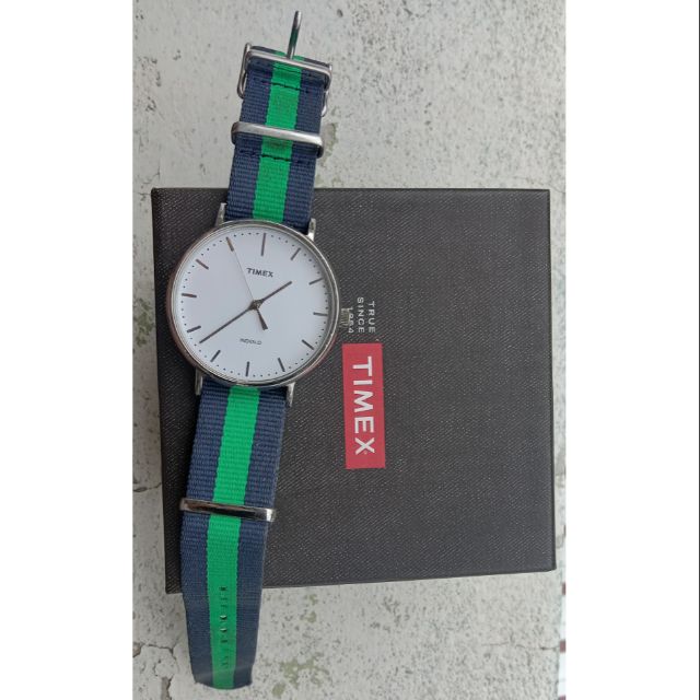 นาฬิกา Timex สีเขียว