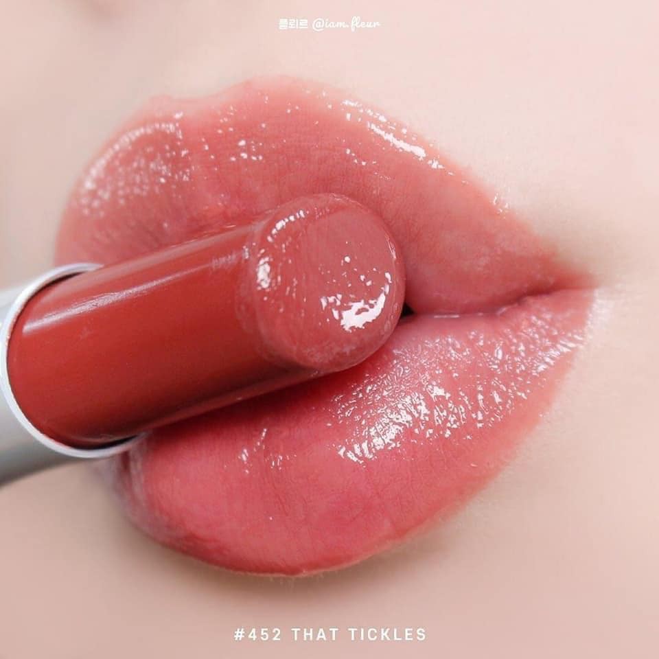 MAC COSMETICS Glow Play Lip Balm #that tickles | Shopee Thailand