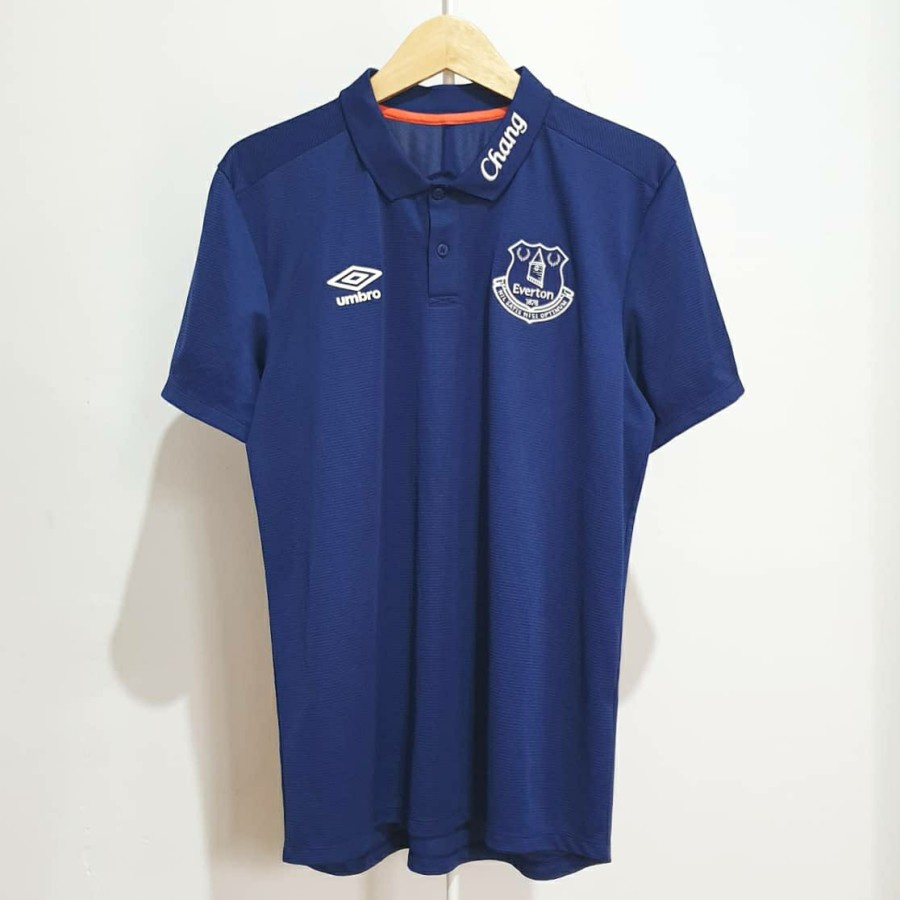 เสื้อโปโล Everton FC 2016 สีน้ําเงินกรมท่า Umbro Original Ori England
