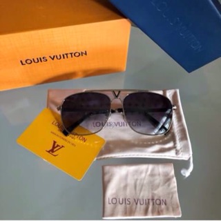 Louis vuitton เลนส์พิเศษ