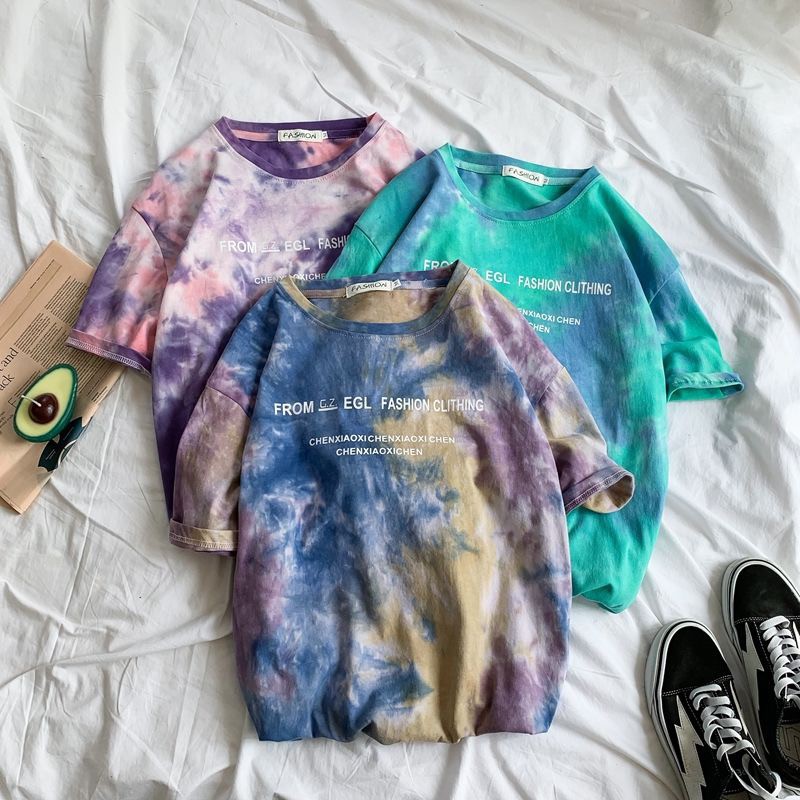 Freedom Boy🌈 เสื้อยืดคอกลมผู้ชาย เสื้อยืดสีไล่ระดับสี เสื้อมัดย้อม ม่วง เขียว Summer Short Sleeve T-shirt