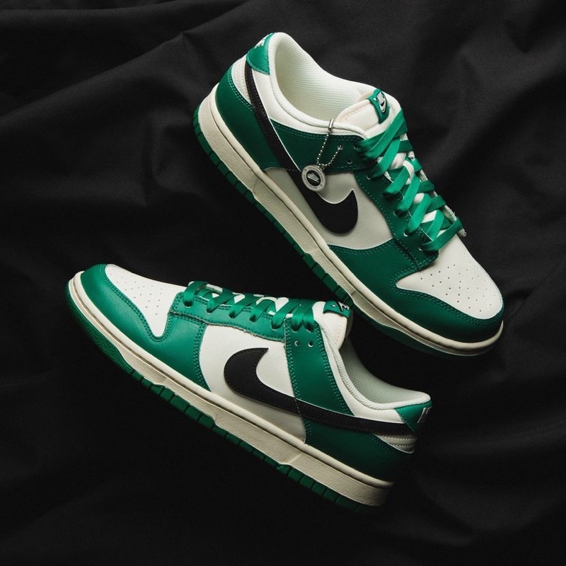 nike dunks low lottery green